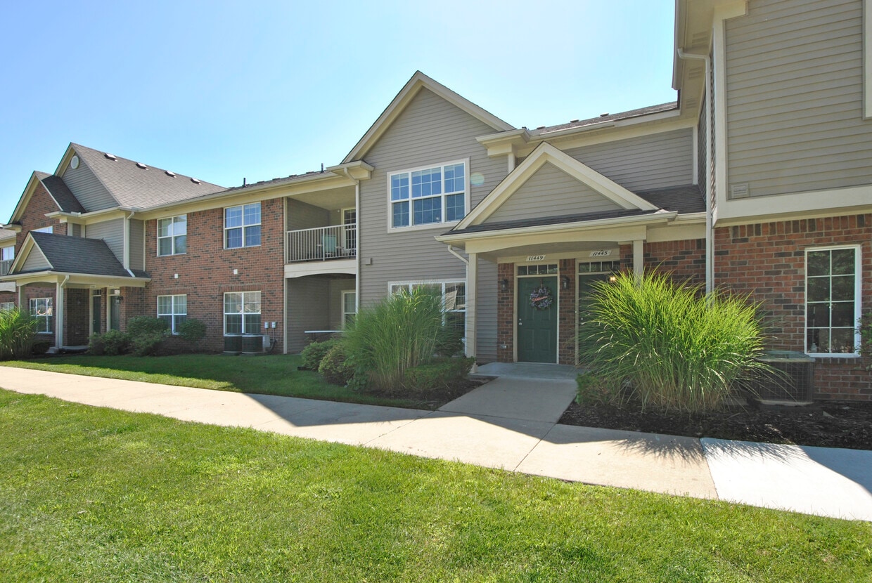 Stonehaven Apartments Houses for Rent Shelby Township, MI
