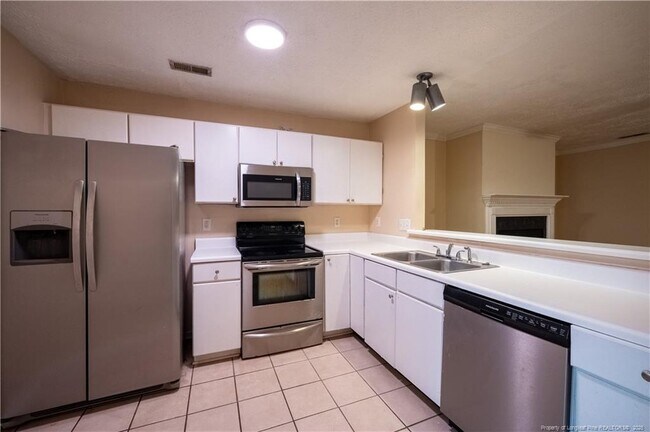 Foto del edificio - 352 Bubble Creek Ct