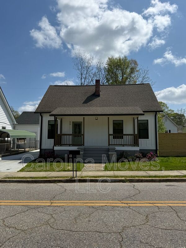 Photo - 50 Hutchins St.