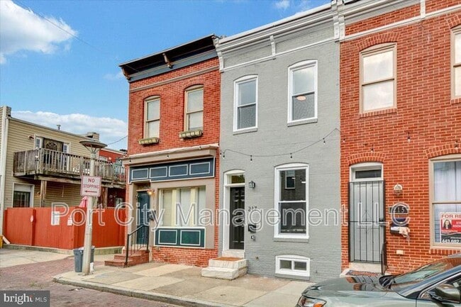 Photo - 217 N Belnord Ave Townhome