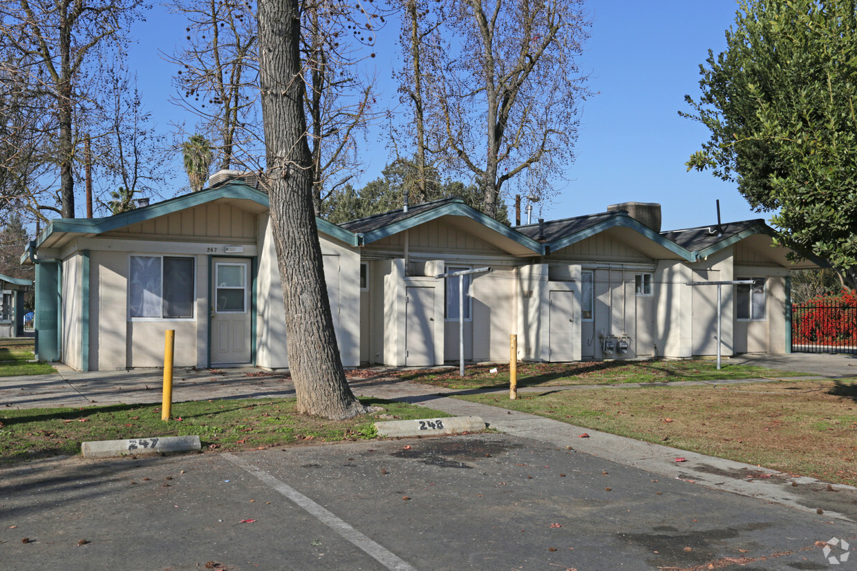 Building Photo - Del Rey Apartments