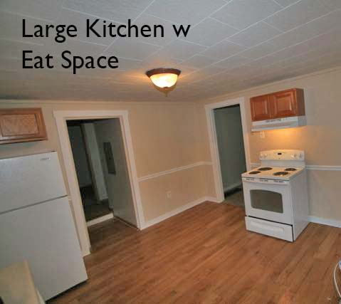 door on left leads 2 BRs and Full RR & patio - 775 Beech St
