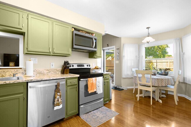 Building Photo - 3 Bed 2 Bath for Rent in Virginia Beach
