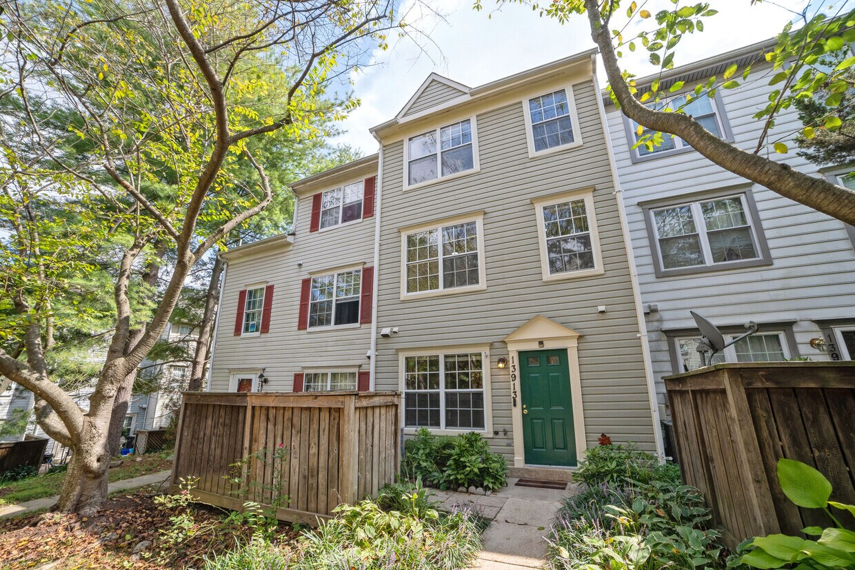 Foto principal - 13913 Highstream Pl