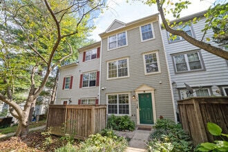 Building Photo - 13913 Highstream Pl