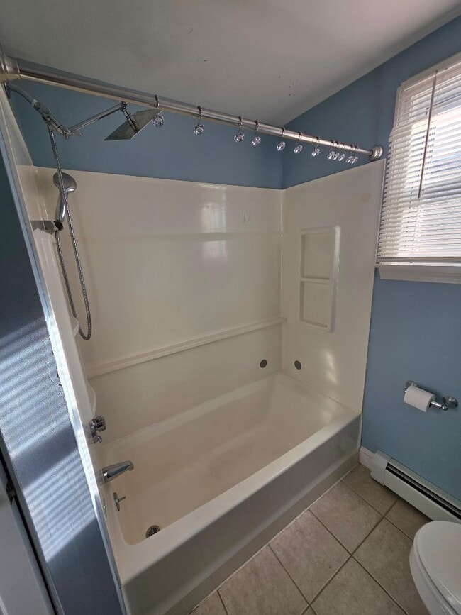 Foto del edificio - 1066 Bedford St