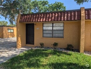 Building Photo - 8944 Temple Terrace Hwy