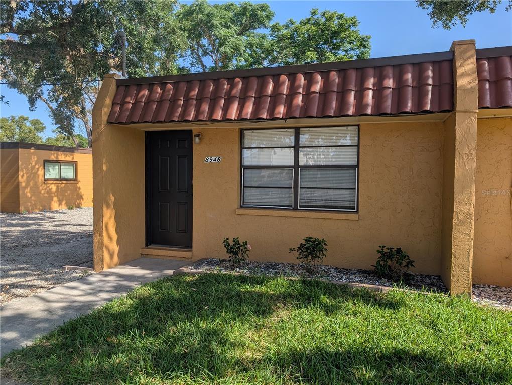 Foto principal - 8944 Temple Terrace Hwy