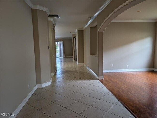 Foto del edificio - 3022 Lake Butler Ct