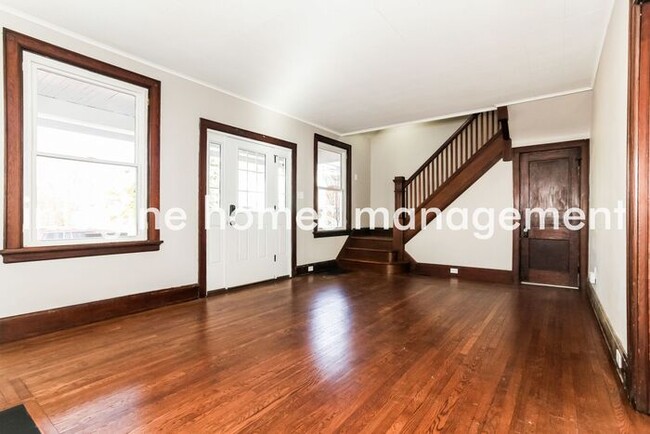 Foto del edificio - Pet-Friendly 3-Bedroom Home in Cincinnati