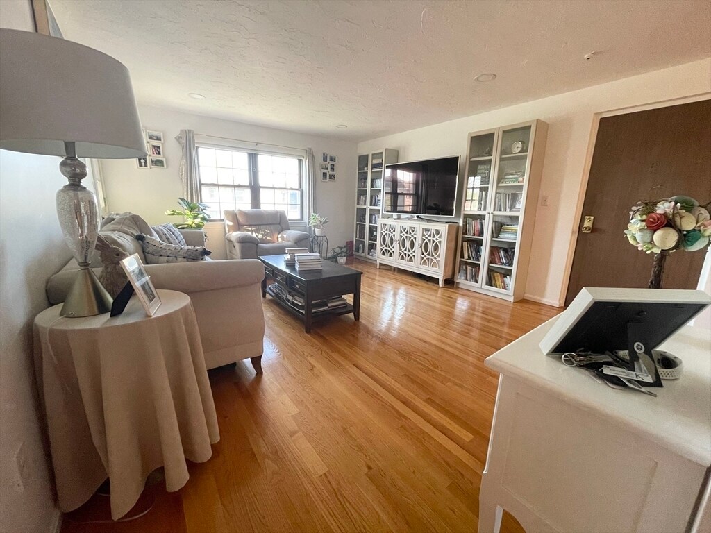 Foto principal - 90 Neponset St