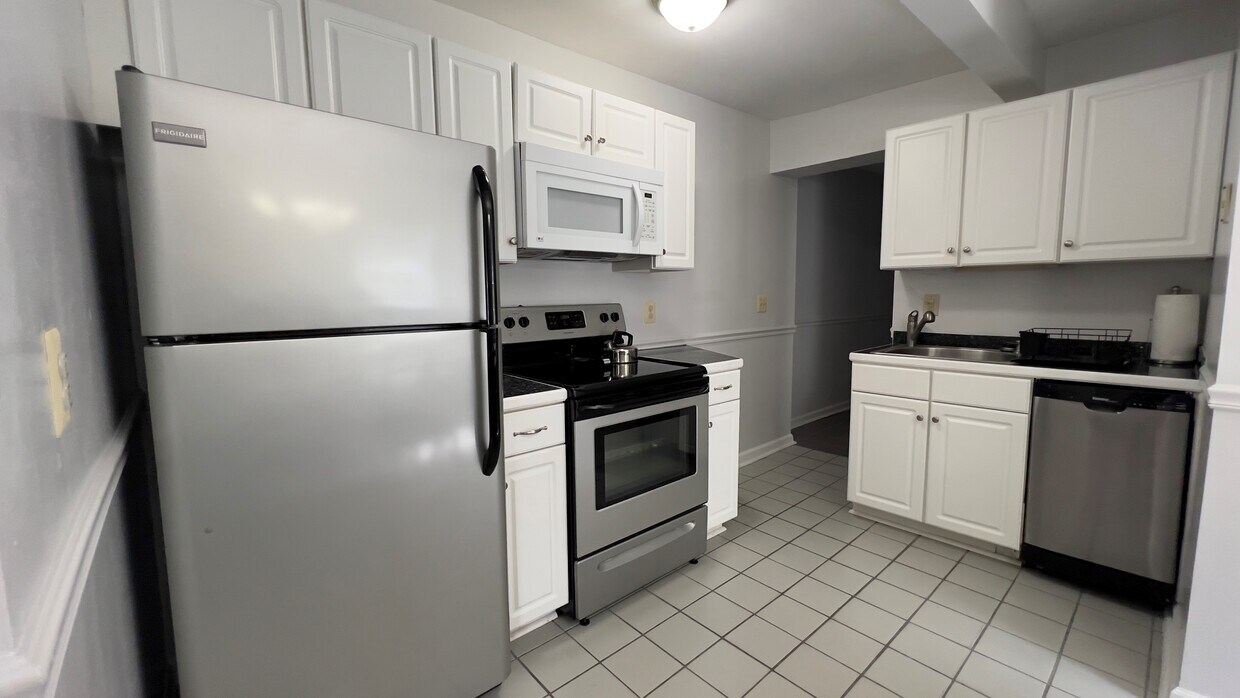 1027 Simpson Ave Unit 1027A, Ocean City, NJ 08226 Condo for Rent in
