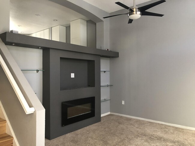 Building Photo - 1465 Red Cliff Way