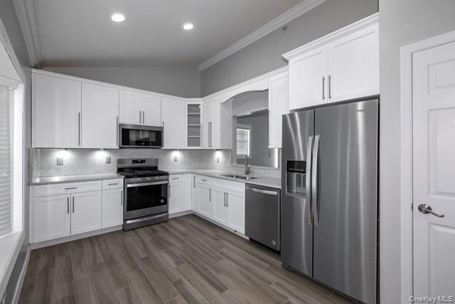 Foto del edificio - 46 Village Green Dr