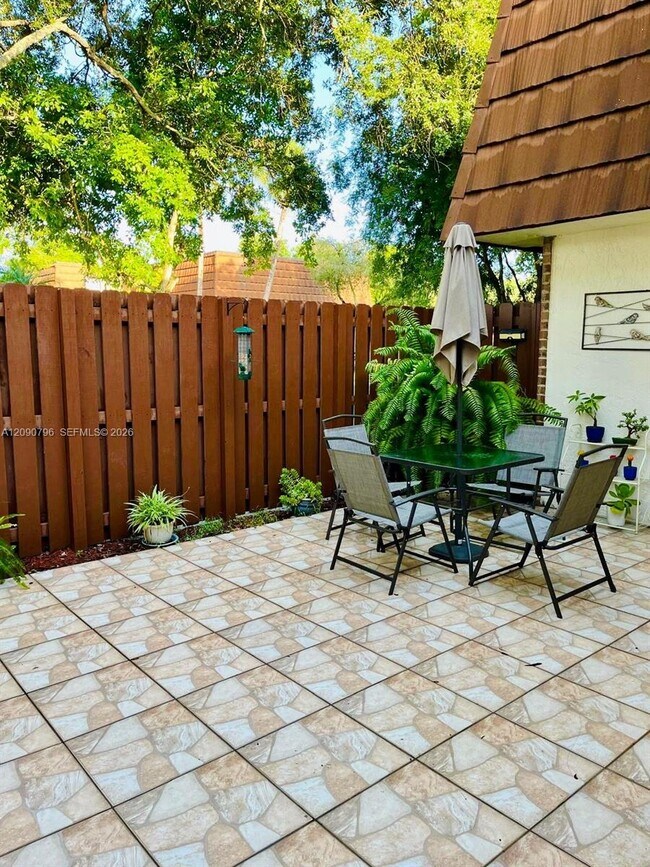 Foto del edificio - 837 SW 118th Terrace
