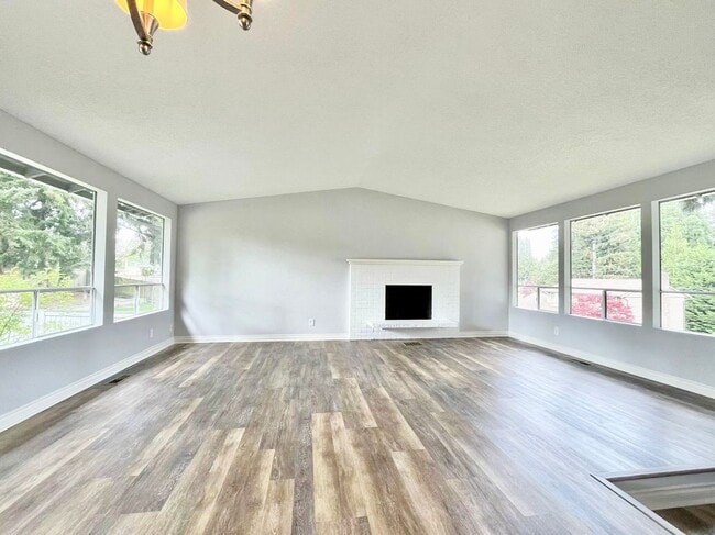 Building Photo - Great Home for rent