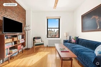 Building Photo - 510 W 110th St