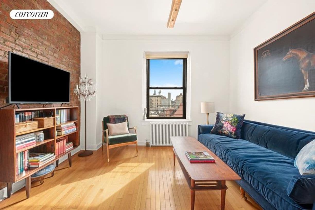 Primary Photo - 510 W 110th St