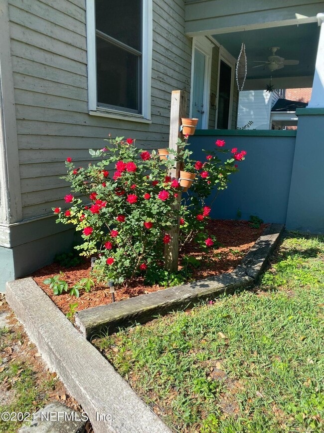 Foto del edificio - 2250 Myra St