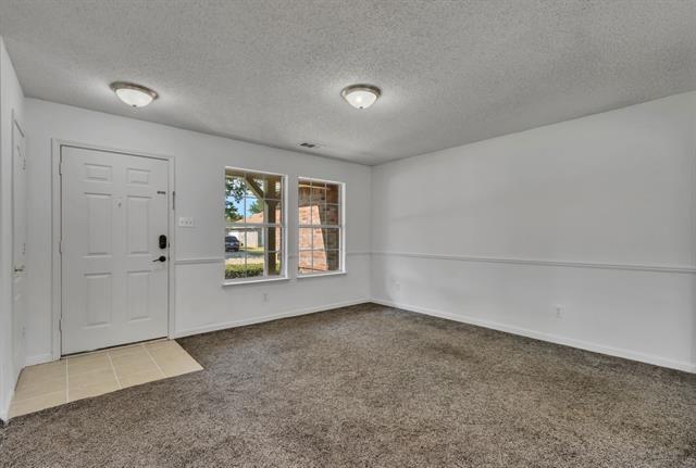 Building Photo - 3205 Ocean Dr