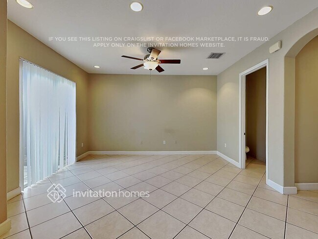 Foto del edificio - 4432 Arabian Way