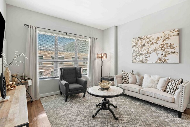 Foto del edificio - 1175 W Madison St