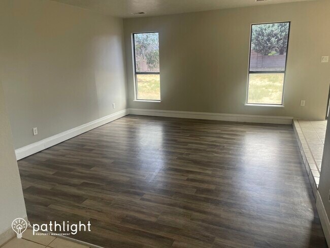 Building Photo - 360 Littler Drive SE
