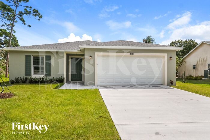 Foto principal - 1849 SW Day St