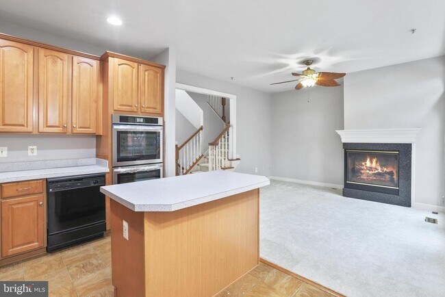 Foto del edificio - 7106 Point Replete Cir