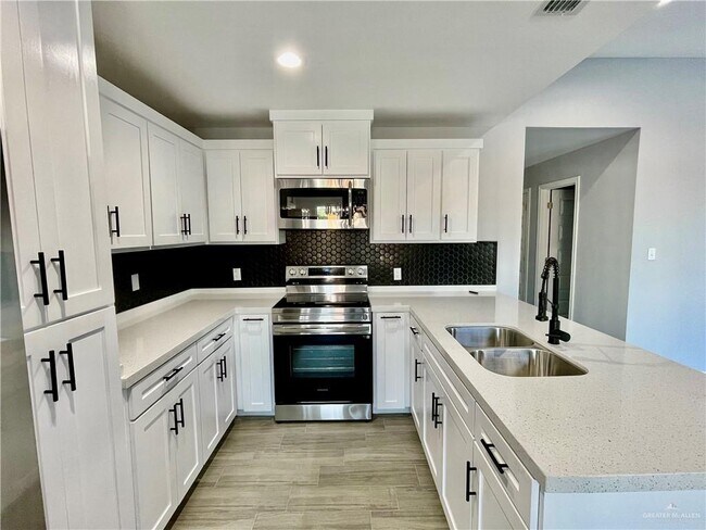 Building Photo - 4965 Alexa Dr.