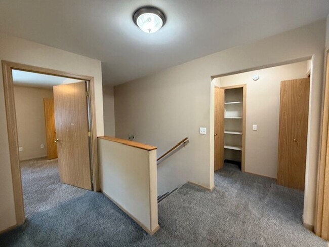 Foto del edificio - Great 3 Bedroom Home