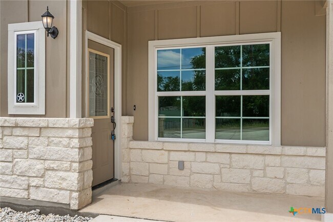 Foto del edificio - 2908 Puter Creek Rd
