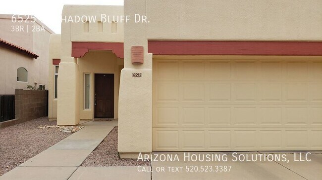 Foto del edificio - 6525 N Shadow Bluff Dr