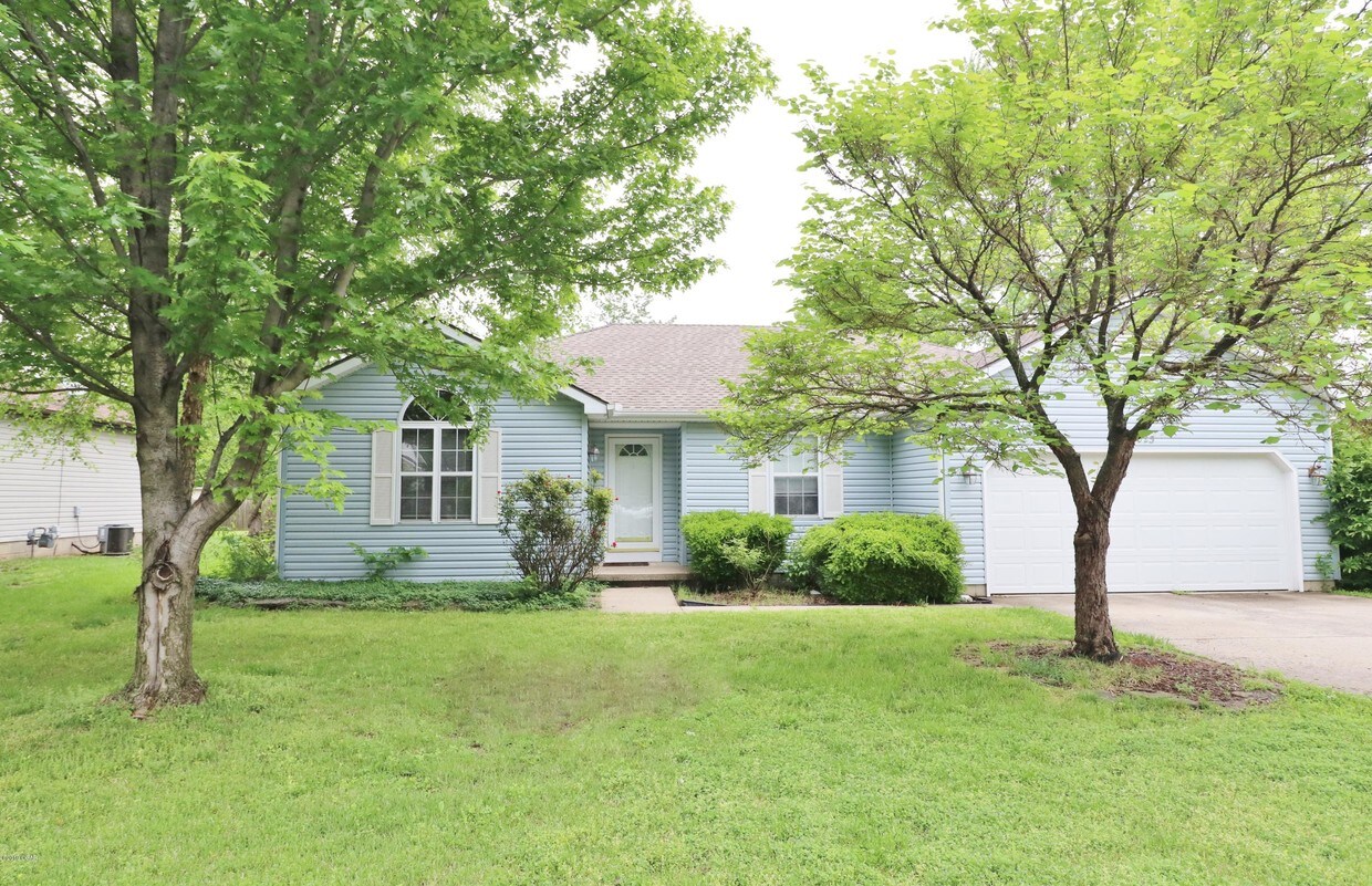 Primary Photo - 1023 Meadow View Dr