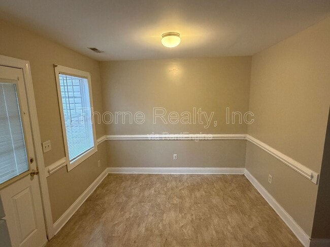 Building Photo - 113 Charlotte Ave