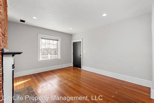 Building Photo - 2 br, 1 bath House - 226 East End Avenue