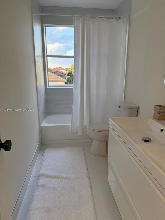 Foto del edificio - 16358 SW 82nd Terrace