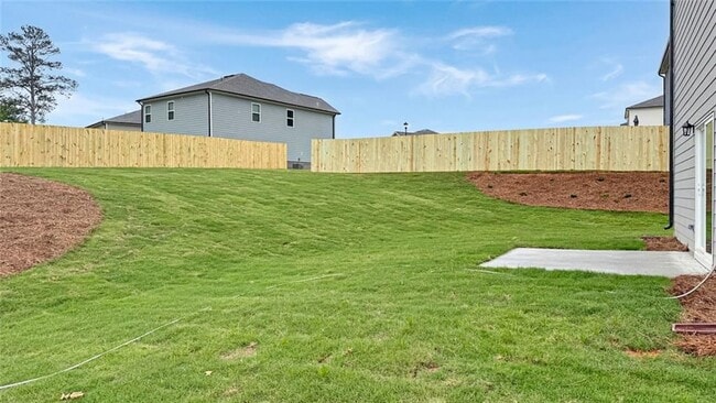 Building Photo - 104 Red Maple Wy
