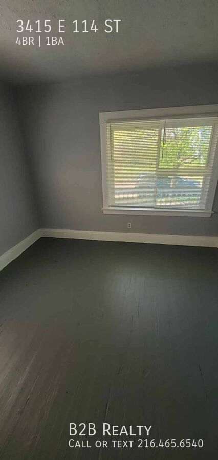 Foto del edificio - 3415 E 114th St