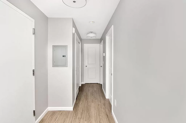 Foto del edificio - 192 Allen St