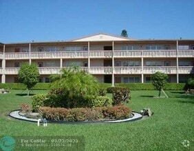 Building Photo - 129 Mansfield D