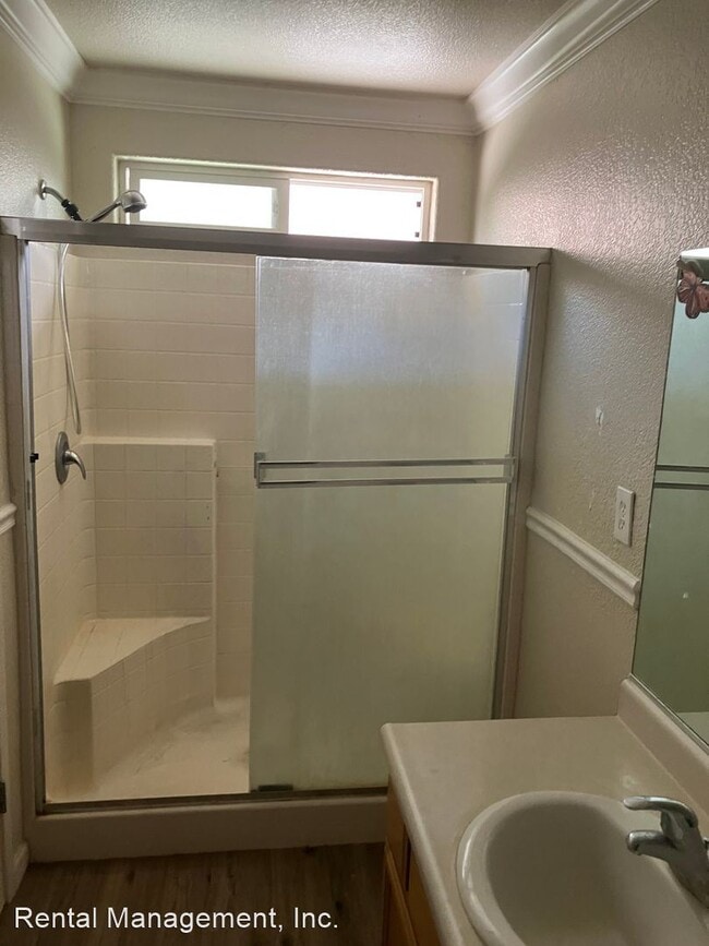 Building Photo - 3 br, 2 bath House - 602 Barbara Ct.