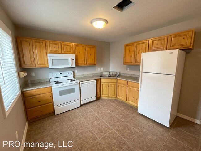 Building Photo - 2 br, 2.5 bath House - 418 Energy Dr. #1