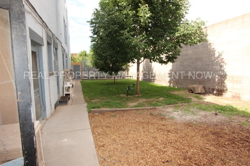 Building Photo - 529 Colorado Ave