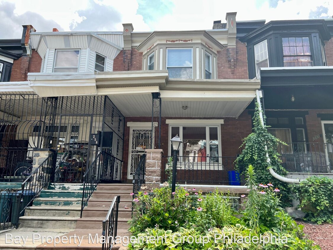 Primary Photo - 3 br, 1 bath House - 260 W Clapier St