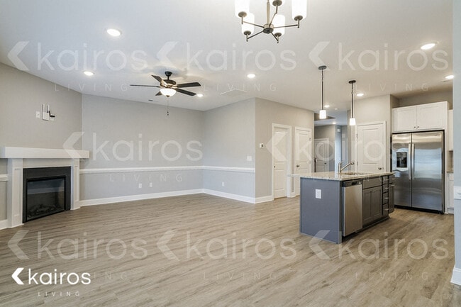Foto del edificio - 3709 Oak Leaf Wy