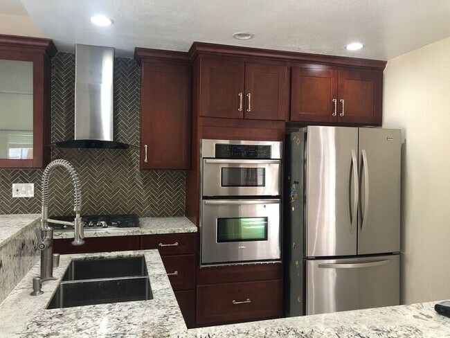 Building Photo - 35812 Killorglin Common, Fremont, CA 94536