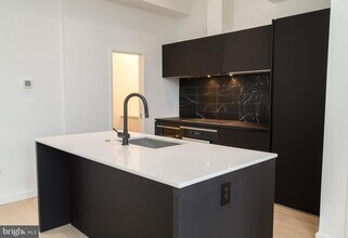 Building Photo - 1443 Euclid St NW