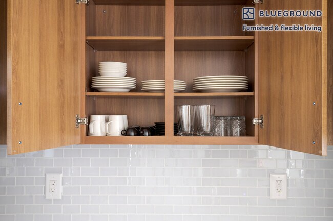 Foto del edificio - 450 Massachusetts Ave NW