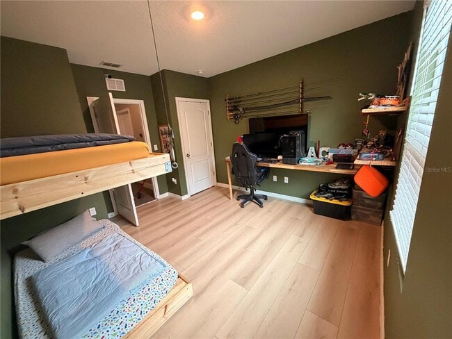 Foto del edificio - 9021 Pyrus St